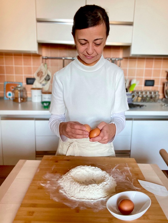 How to make Bolognese pasta dough