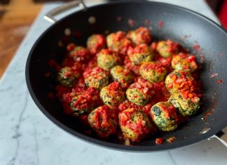 Meatballs with spontaneous herbs recipe